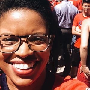 Meet your Posher, Christina